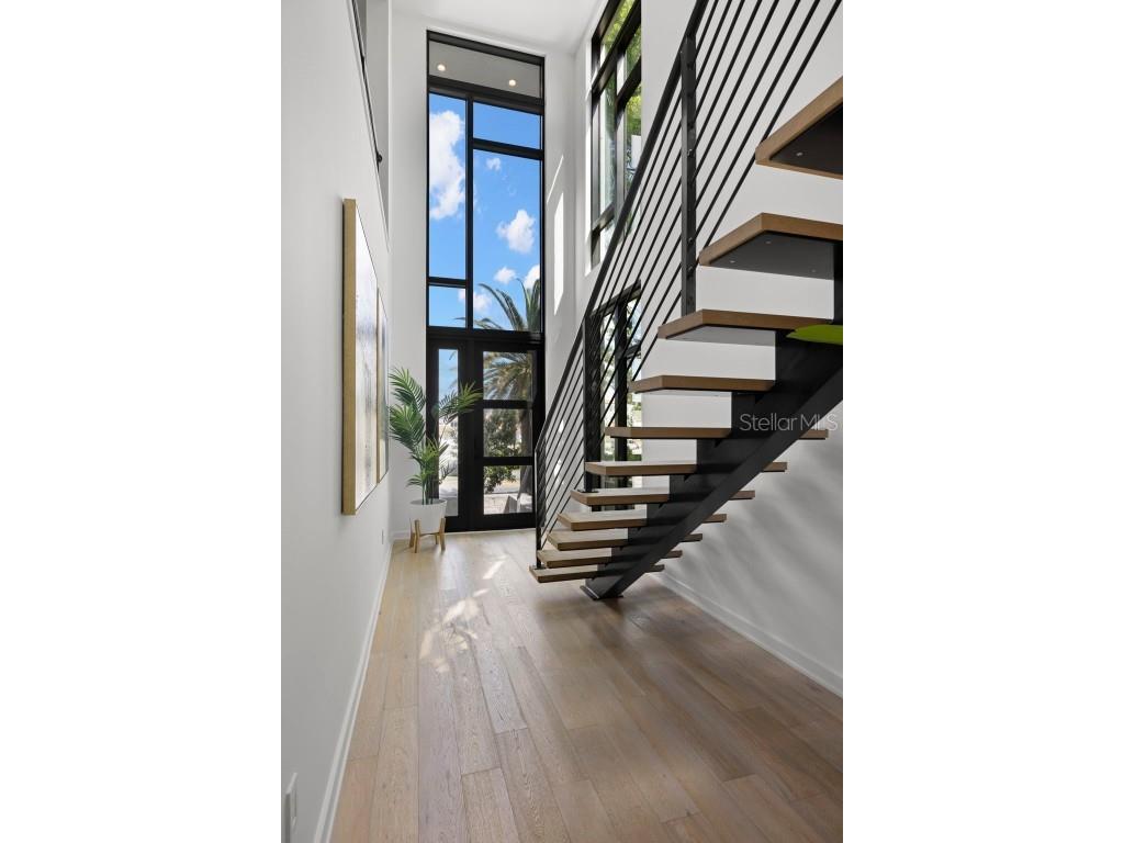 98 W Davis Boulevard Tampa FL 33606 TB8373079 image9