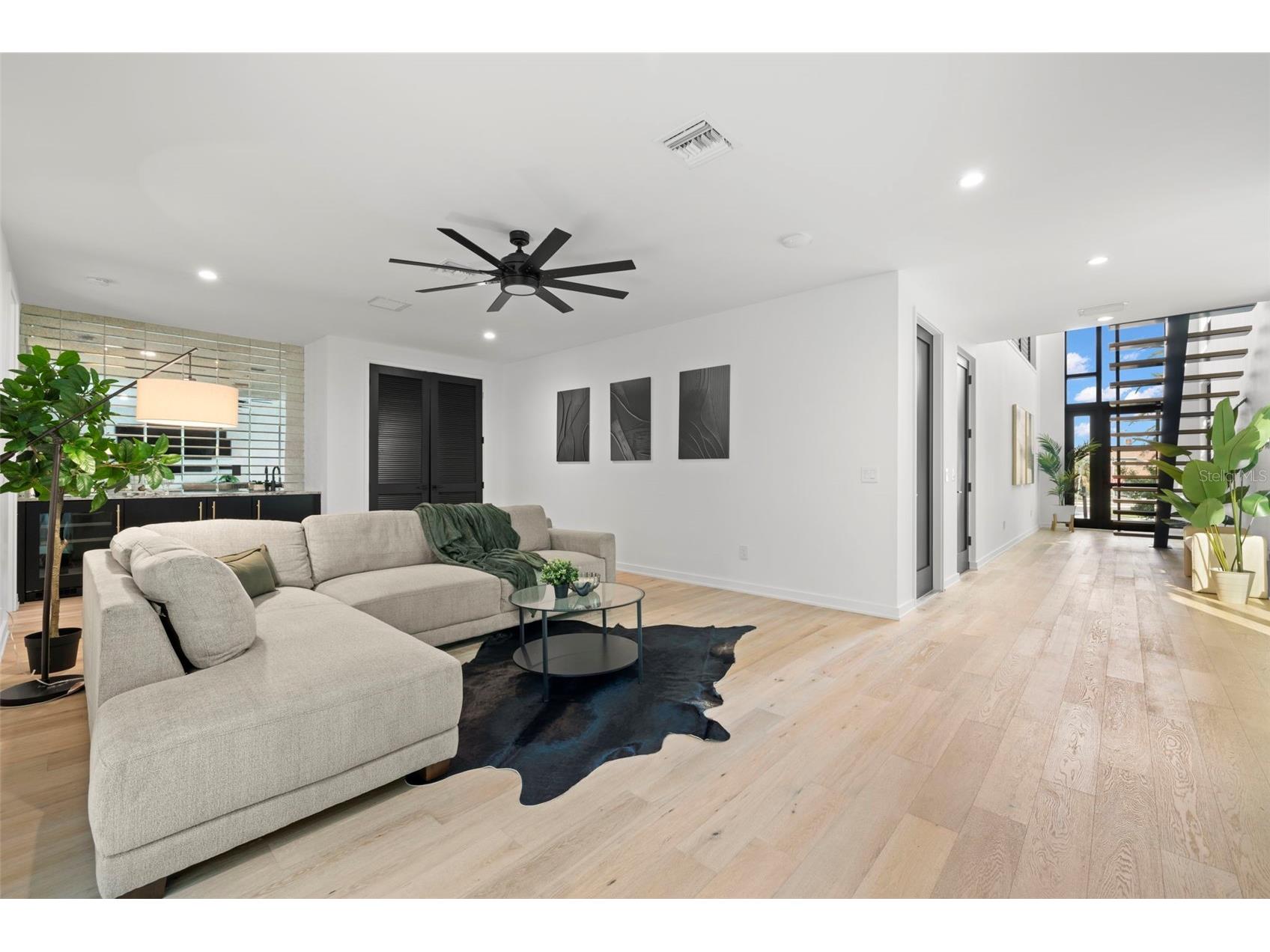 98 W Davis Boulevard Tampa FL 33606 TB8514324 image16