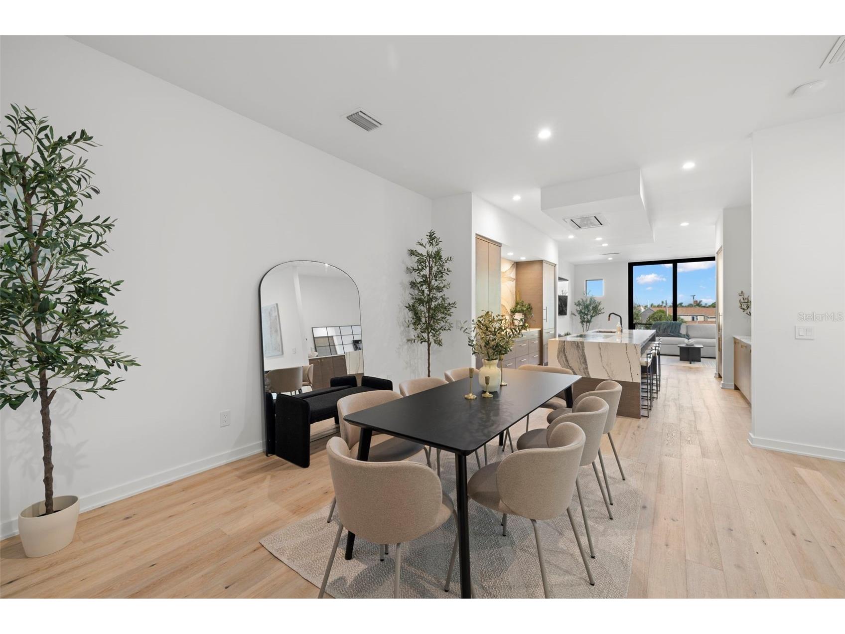 98 W Davis Boulevard Tampa FL 33606 TB8514324 image35