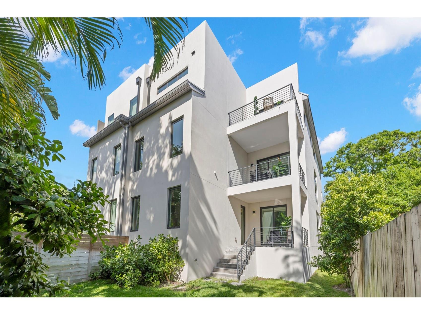 98 W Davis Boulevard Tampa FL 33606 TB8514324 image73