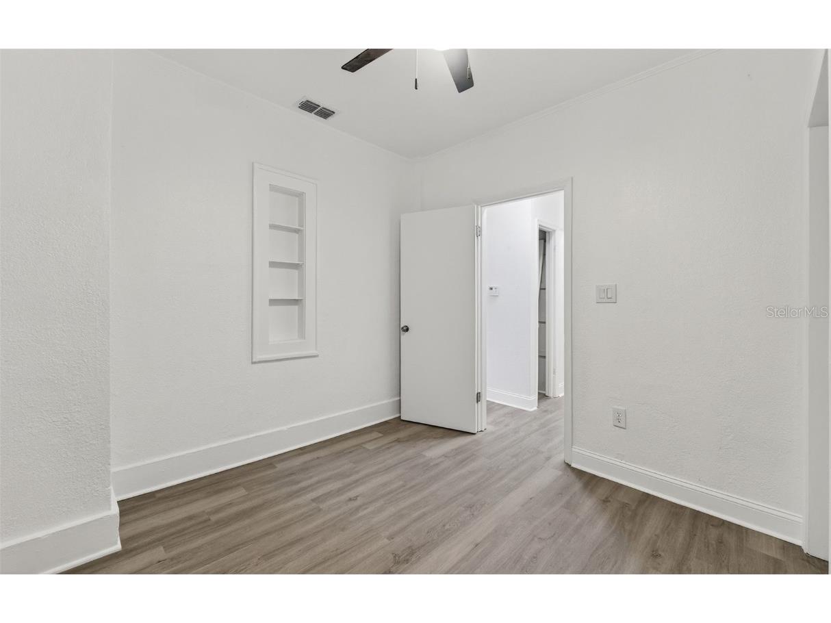 98 W Esther Street Orlando FL 32806 O6371292 image40