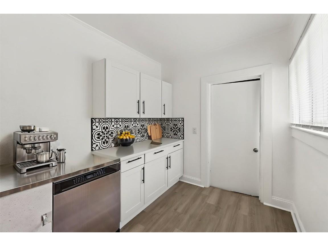 98 W Esther Street Orlando FL 32806 O6371292 image51