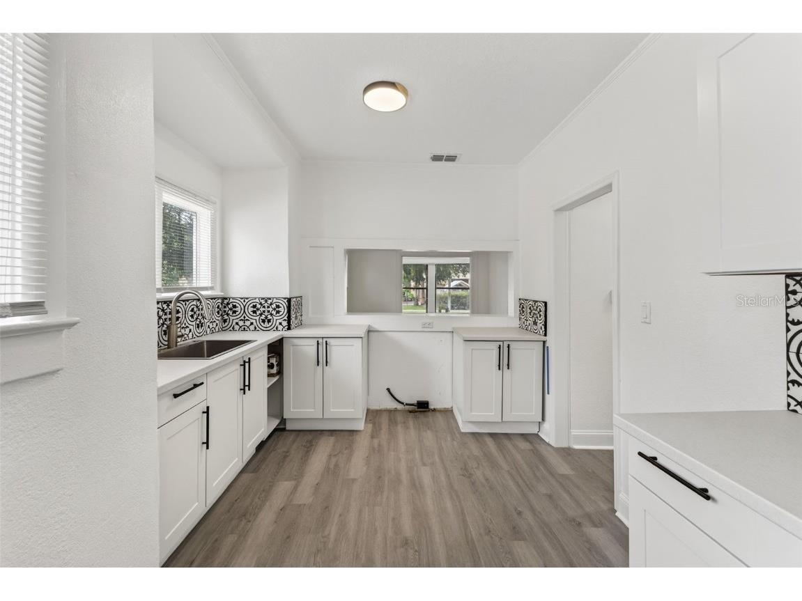 98 W Esther Street Orlando FL 32806 O6371292 image52