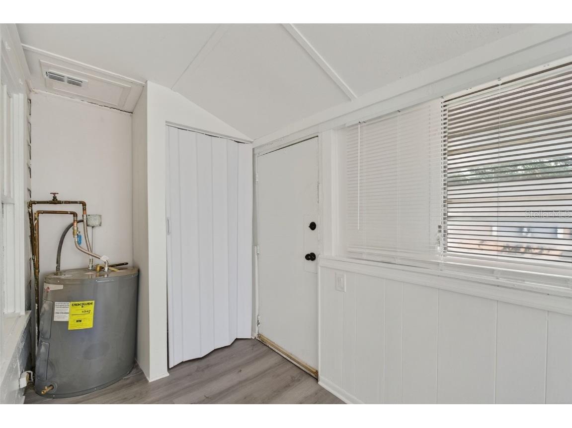 98 W Esther Street Orlando FL 32806 O6371292 image63