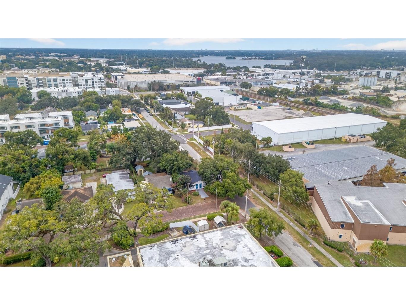 98 W Esther Street Orlando FL 32806 O6371292 image79