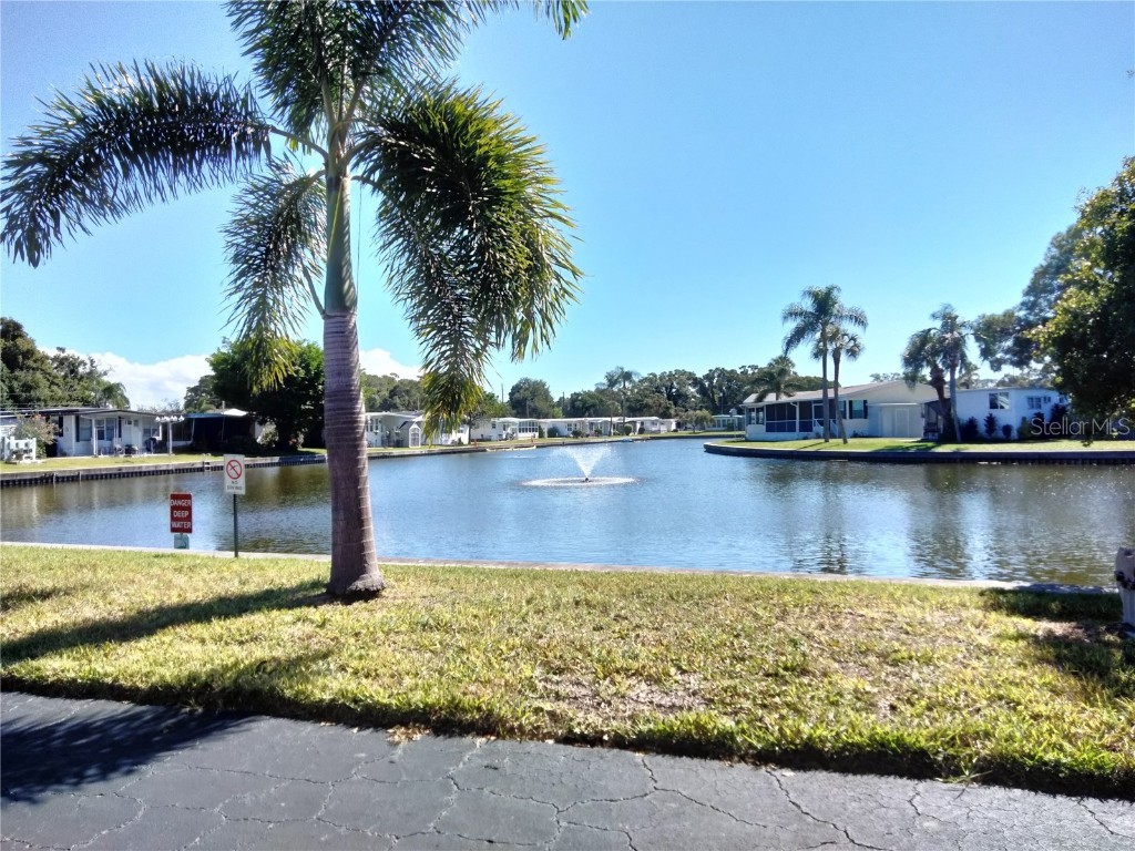 980 7th Street NW #1 Largo FL 33770 TB8451599 image36