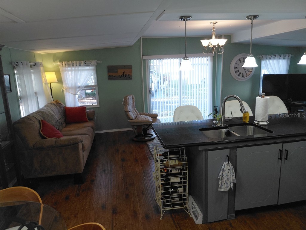 980 7th Street NW #1 Largo FL 33770 TB8451599 image4