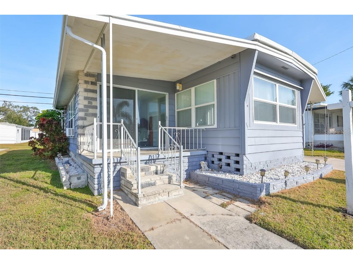 980 7th Street NW #34 Largo FL 33770 TB8322784 image1