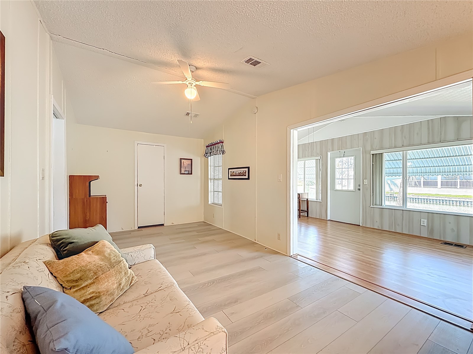 980 7th Street NW #43 Largo FL 33770 S5146618 image24