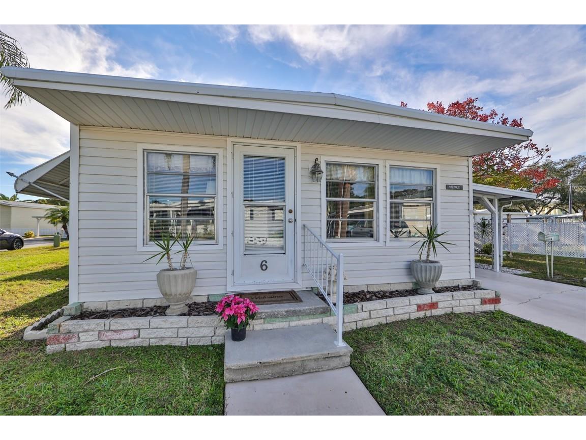 980 7th Street NW #6 Largo FL 33770 - LAKE PLACID MOBILE HOME PARK U8222784 image1