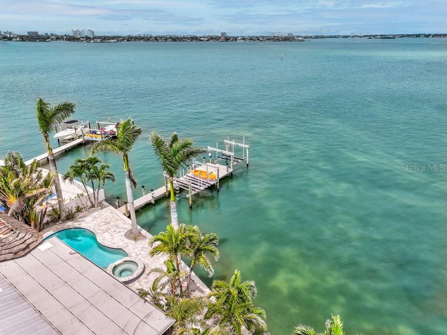 980 Boca Ciega Isle Drive Saint Pete Beach FL 33706 - BOCA CIEGA BAY TB8449304 image4