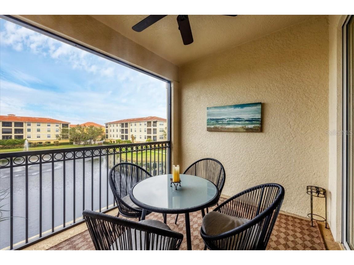 980 Cooper Street #302 Venice FL 34285 A4628938 image1