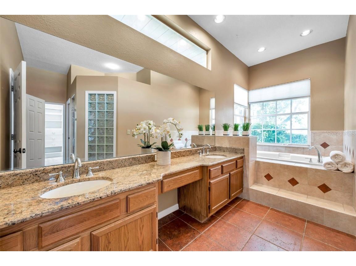 980 Live Oak Avenue NE Saint Petersburg FL 33703 TB8381330 image13