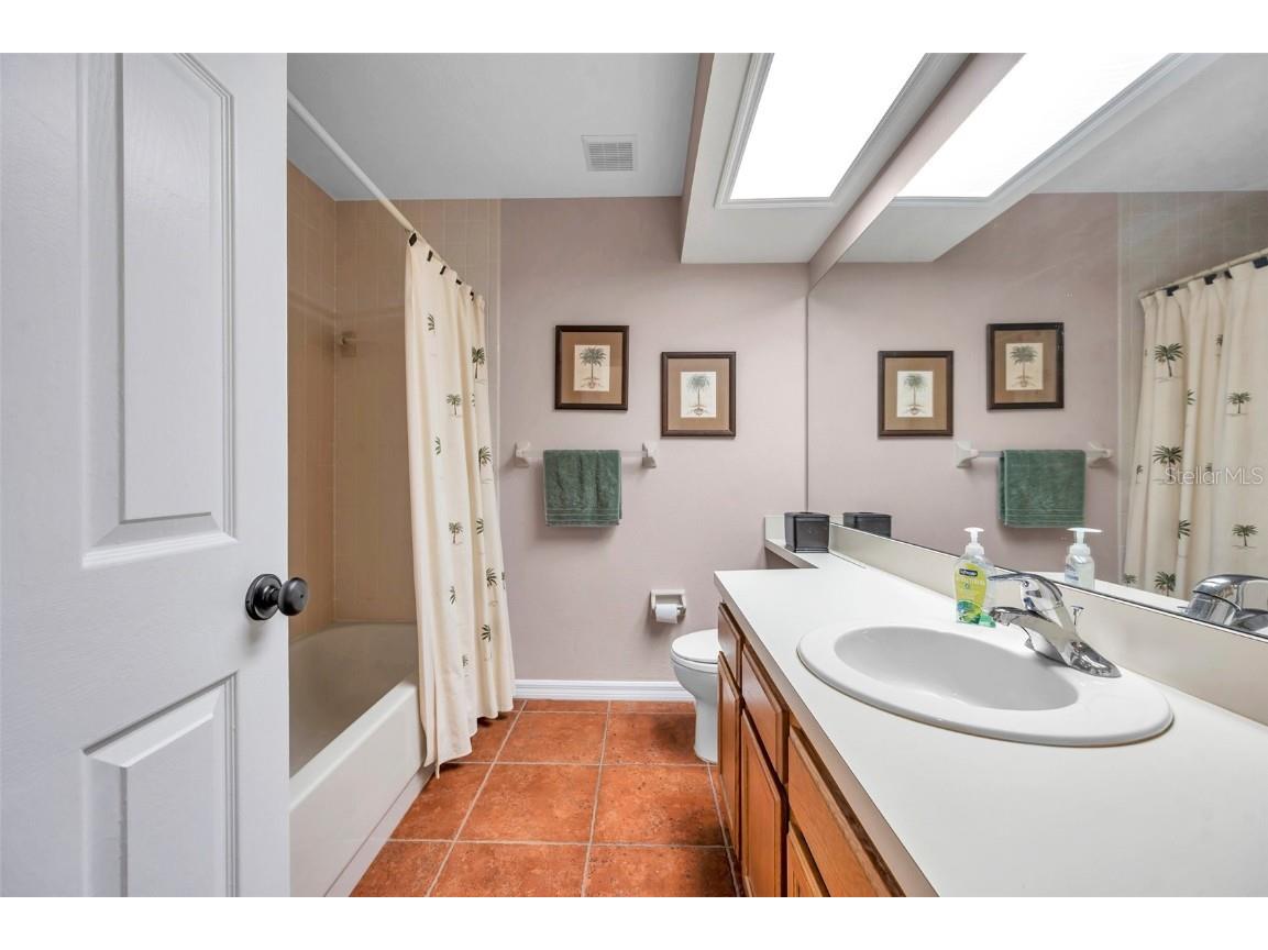 980 Live Oak Avenue NE Saint Petersburg FL 33703 TB8381330 image18