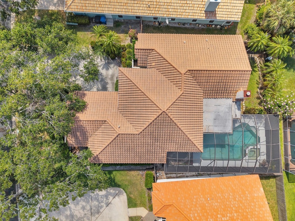 980 Live Oak Avenue NE Saint Petersburg FL 33703 TB8381330 image25