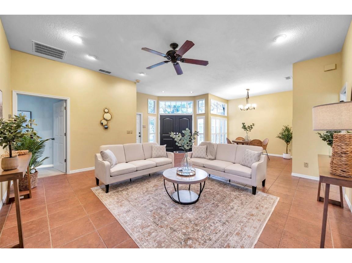 980 Live Oak Avenue NE Saint Petersburg FL 33703 TB8381330 image6