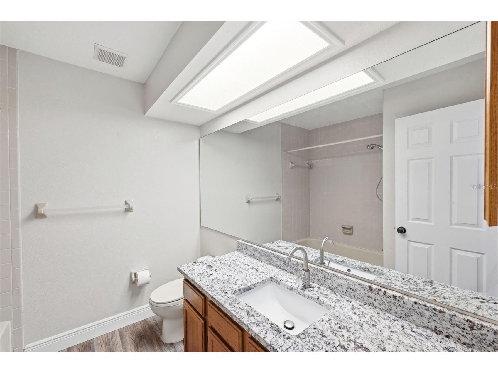 980 Live Oak Avenue NE Saint Petersburg FL 33703 TB8526964 image31