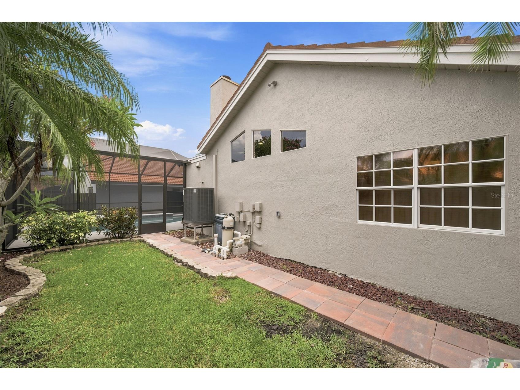 980 Live Oak Avenue NE Saint Petersburg FL 33703 TB8526964 image38