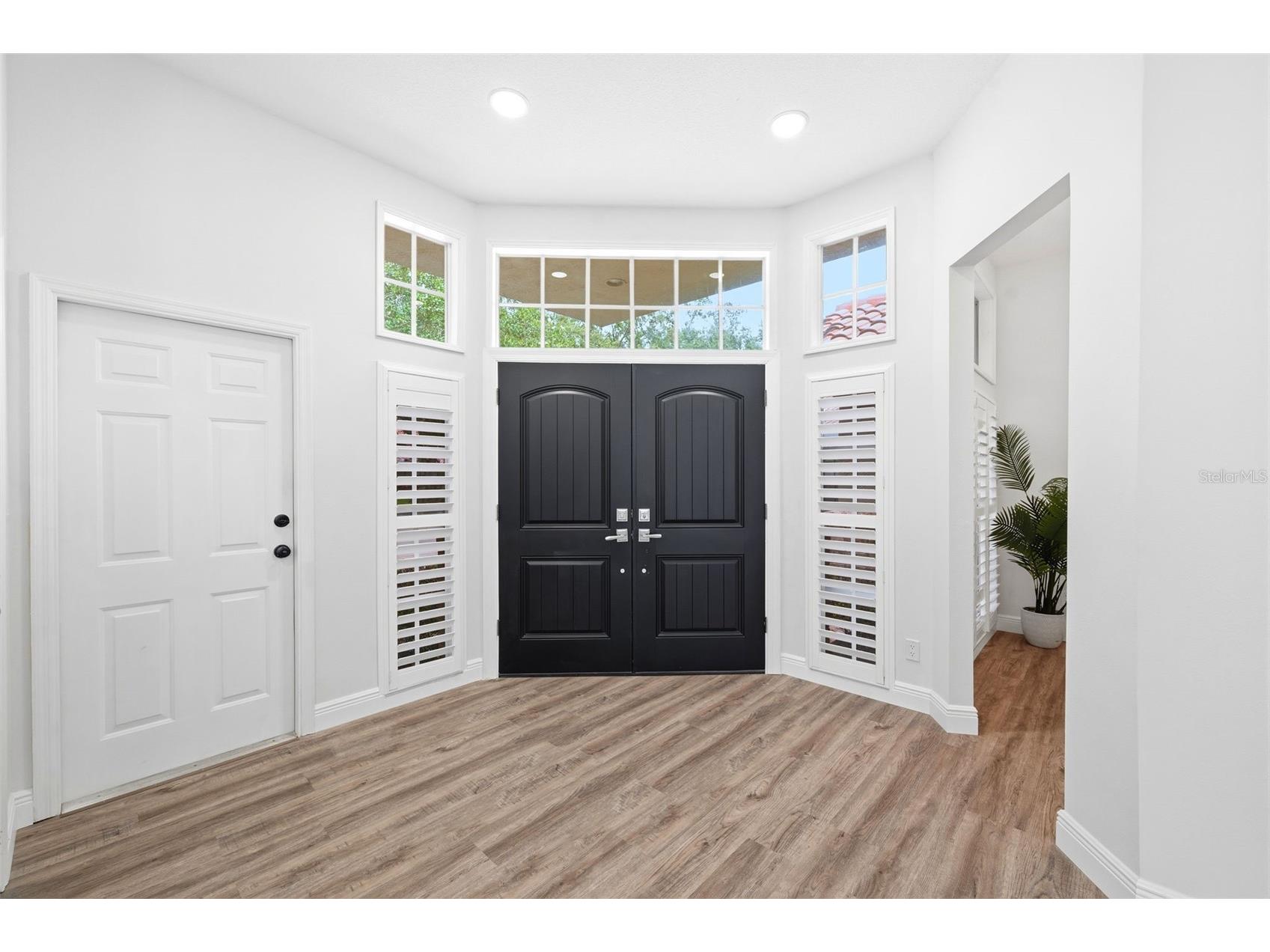 980 Live Oak Avenue NE Saint Petersburg FL 33703 TB8526964 image7