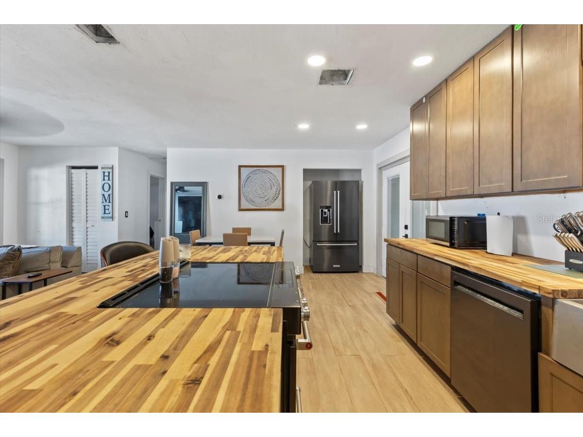 980 Thelma Avenue Orange City FL 32763 V4947498 image9
