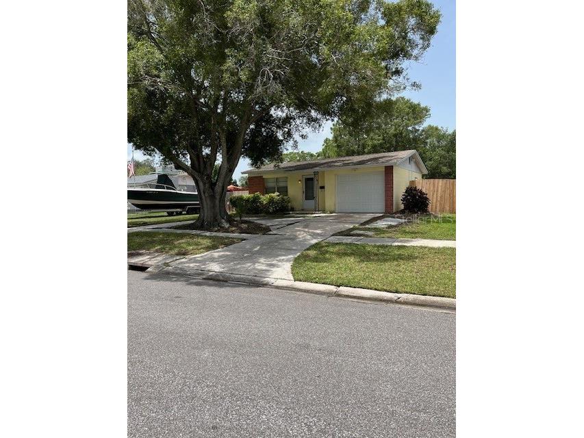 9800 61st Way N Pinellas Park FL 33782 U8250376 image1