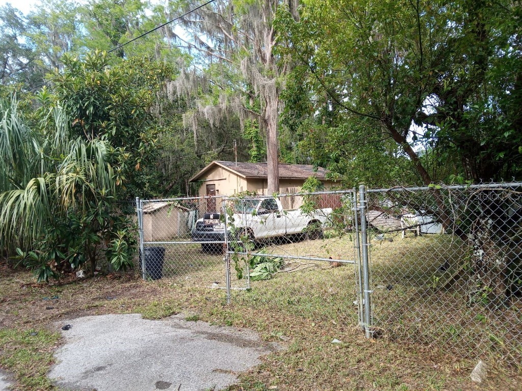 9800 Poplar Street New Port Richey FL 34654 W7856338 image1