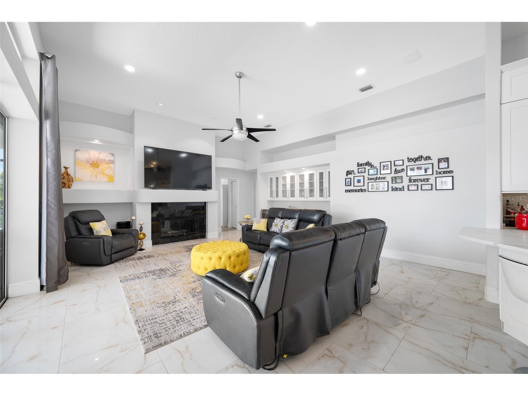 9801 Compass Point Way Tampa FL 33615 TB8520408 image35