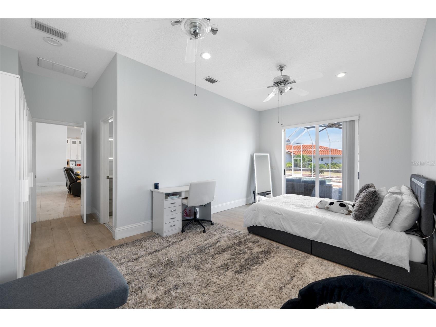 9801 Compass Point Way Tampa FL 33615 TB8520408 image40