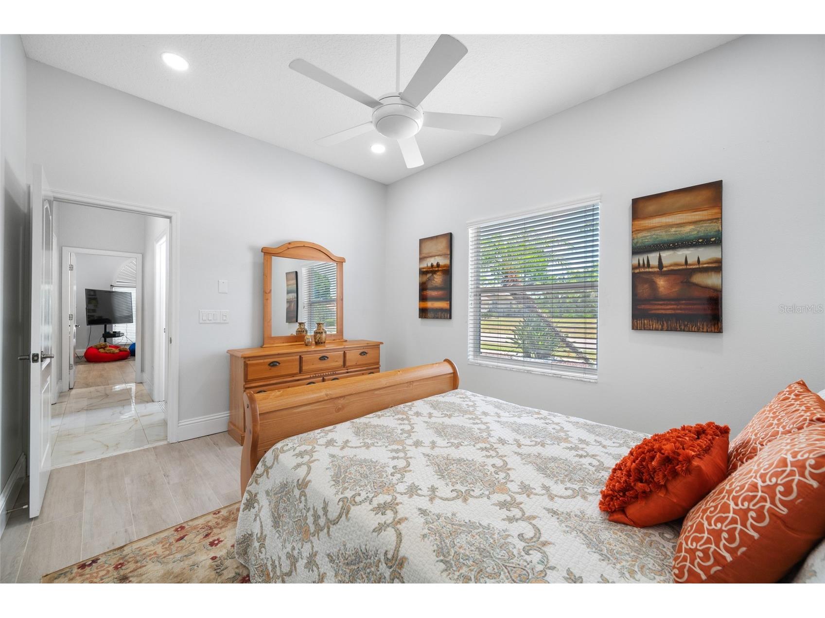 9801 Compass Point Way Tampa FL 33615 TB8520408 image48