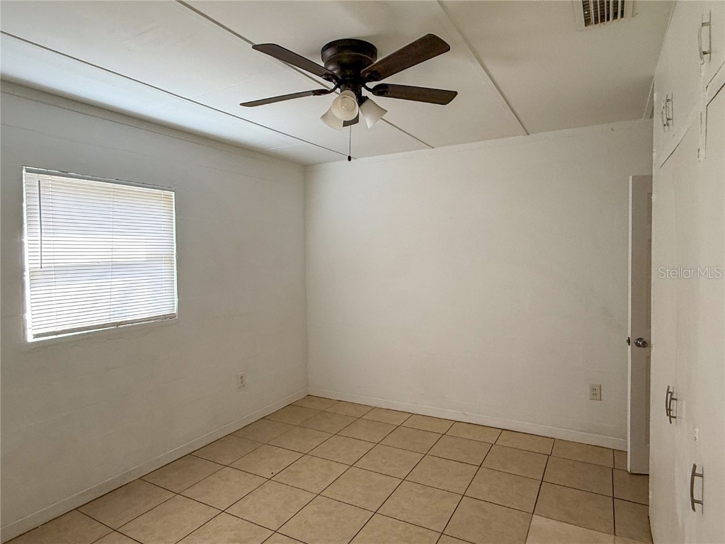 9801 N 11th Street #B Tampa FL 33612 TB8437821 image15