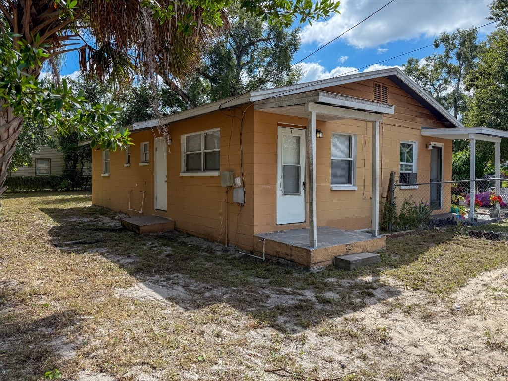 9801 N 11th Street #B Tampa FL 33612 TB8437821 image2