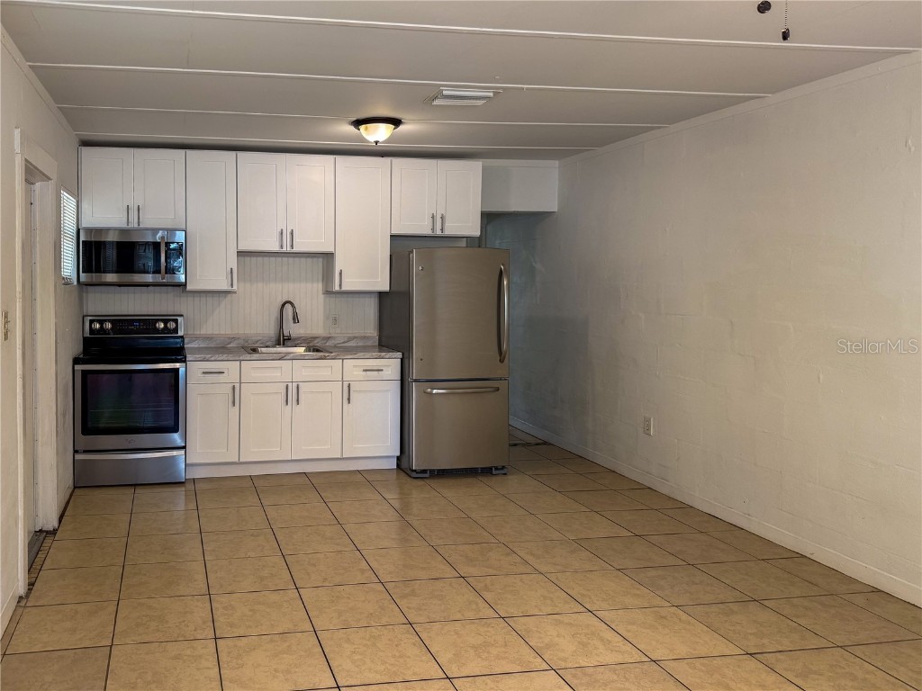 9801 N 11th Street #B Tampa FL 33612 TB8437821 image4