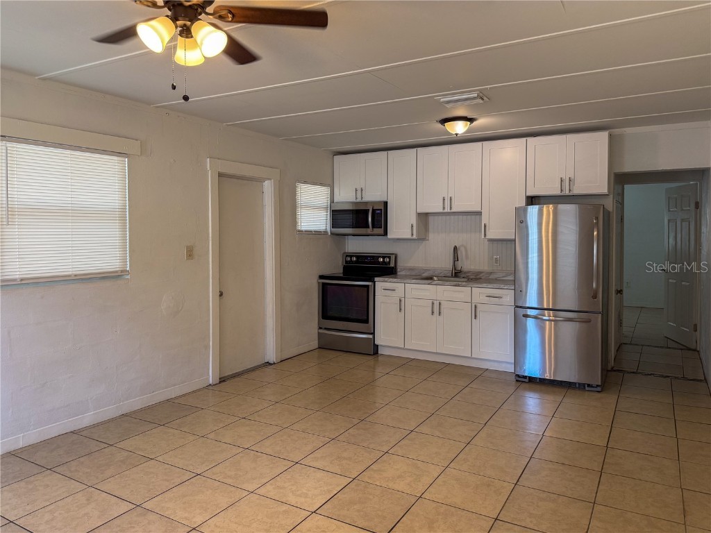 9801 N 11th Street #B Tampa FL 33612 TB8437821 image7