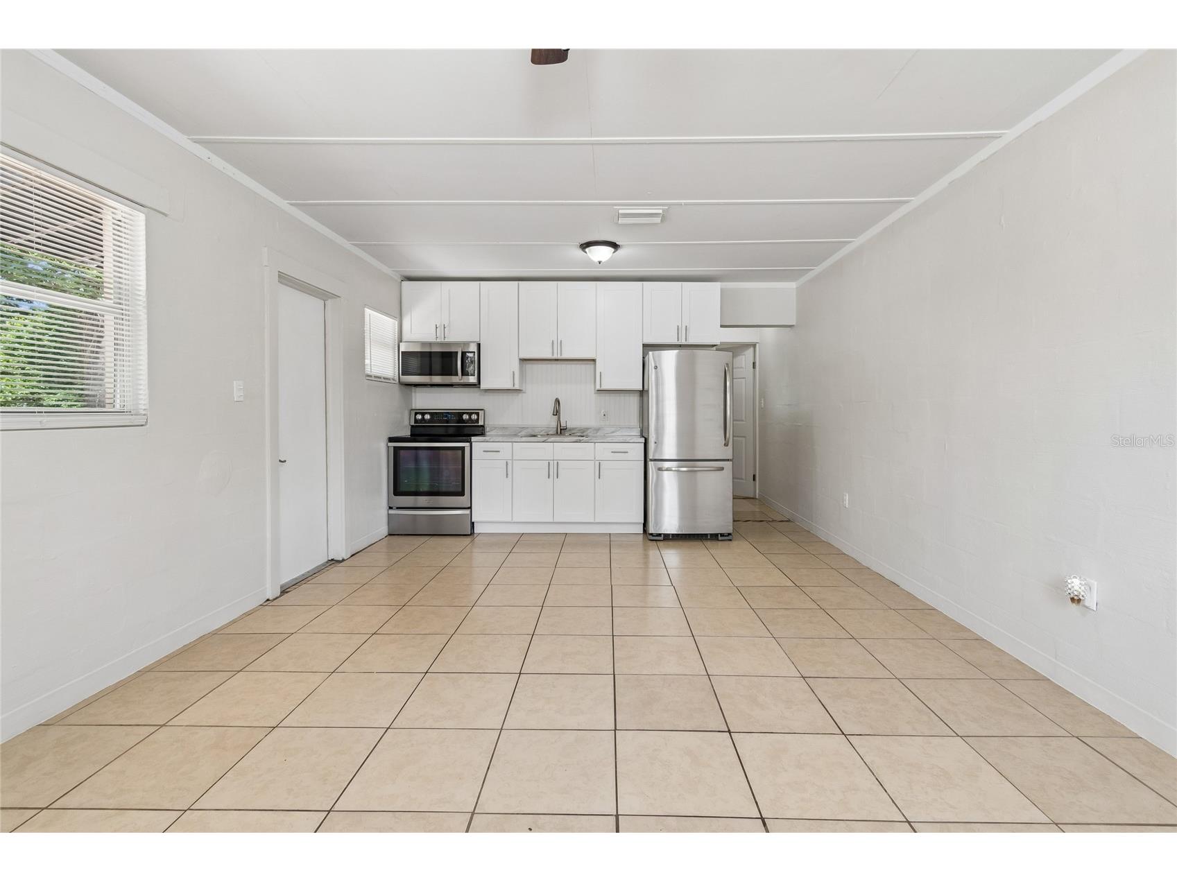 9801 N 11th Street Tampa FL 33612 TB8500370 image27