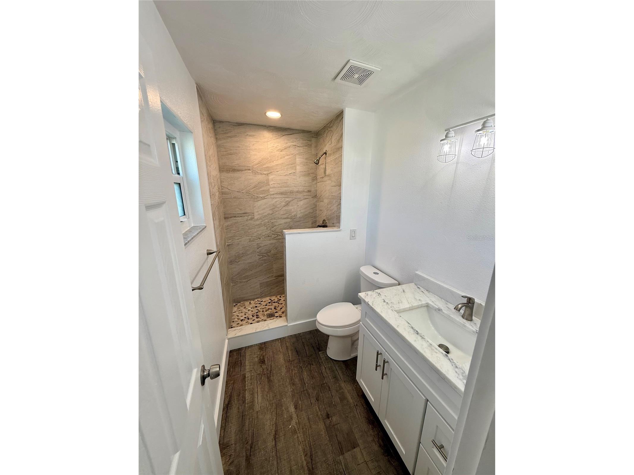 9801 San Moreno Way Port Richey FL 34668 W7879997 image11