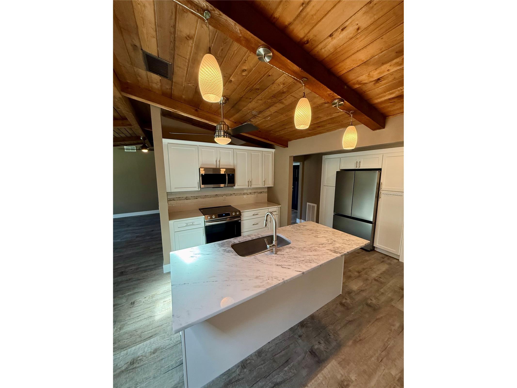 9801 San Moreno Way Port Richey FL 34668 W7879997 image13