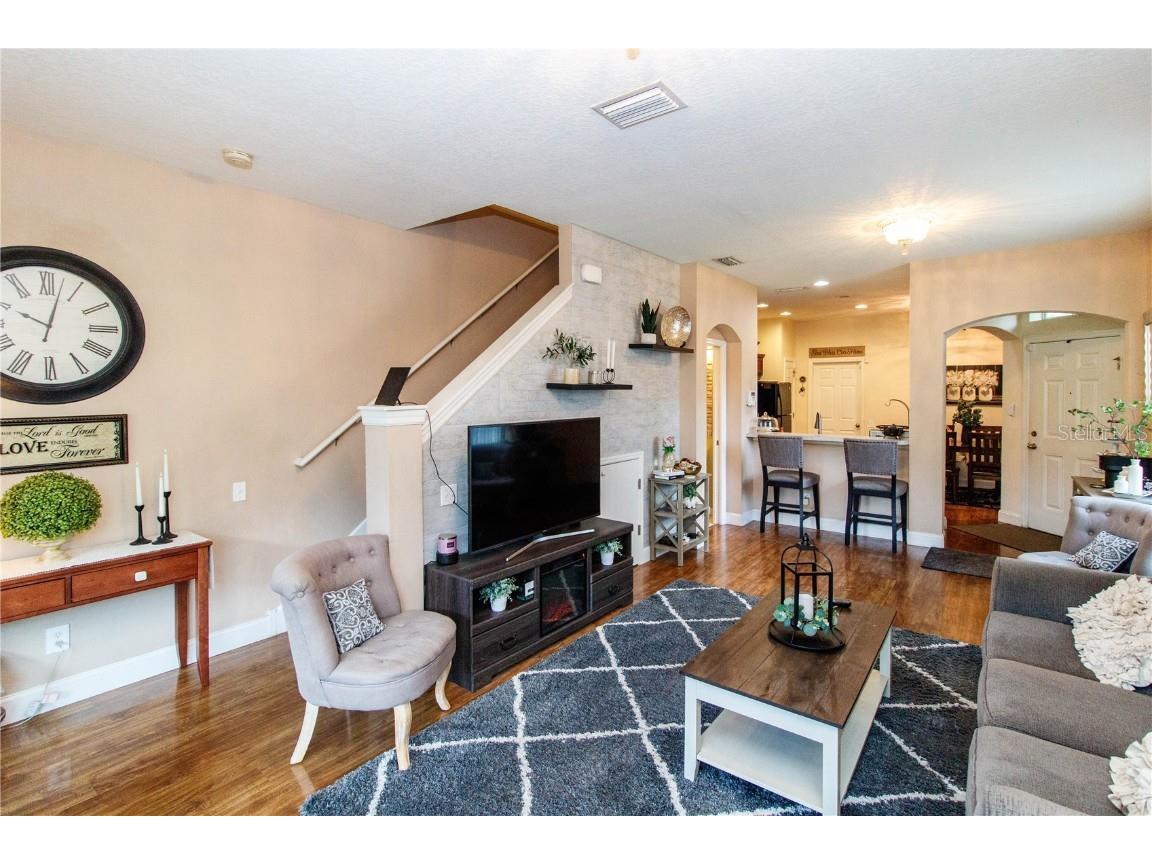 9802 Blue Palm Way Tampa FL 33610 TB8409758 image12