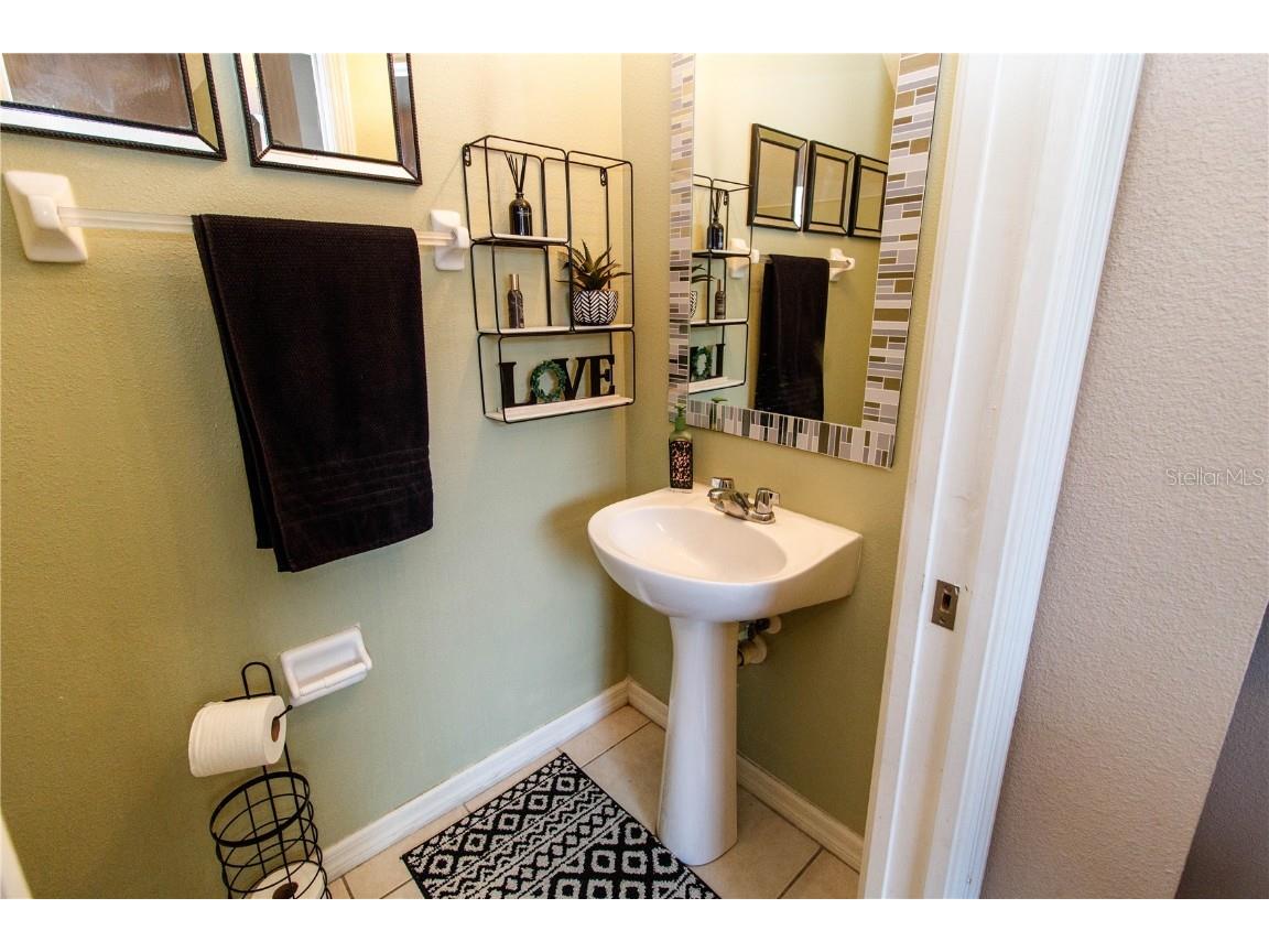 9802 Blue Palm Way Tampa FL 33610 TB8409758 image17