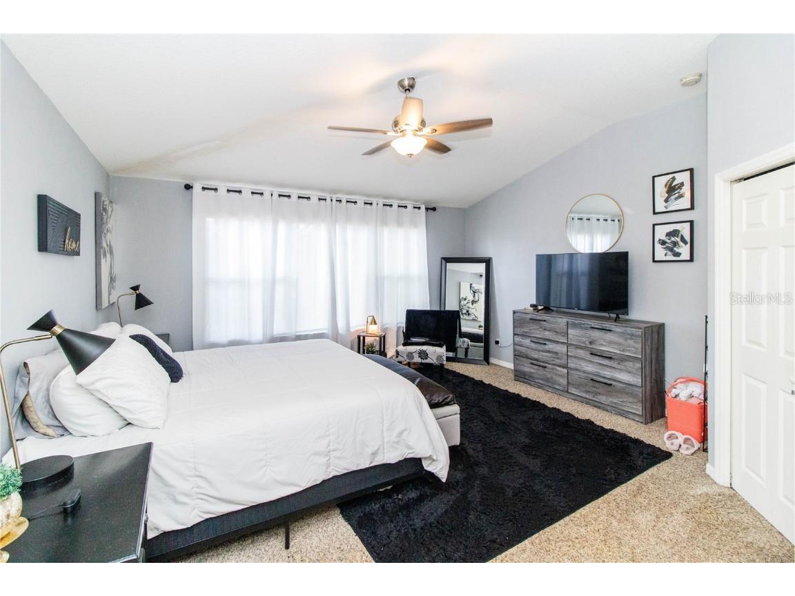 9802 Blue Palm Way Tampa FL 33610 TB8409758 image18