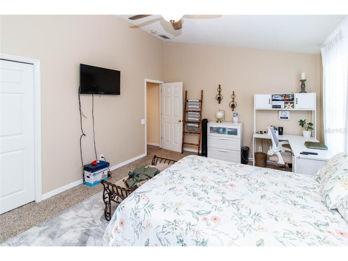 9802 Blue Palm Way Tampa FL 33610 TB8409758 image23