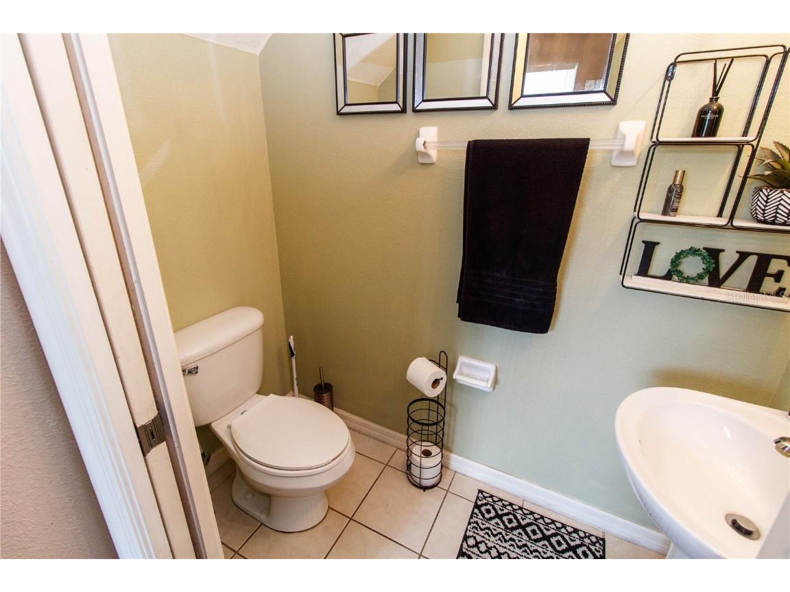 9802 Blue Palm Way Tampa FL 33610 TB8409758 image26