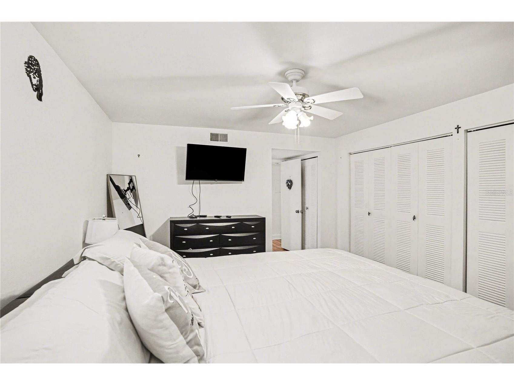 9802 Lombard Court #102 Tampa FL 33618 TB8491391 image13