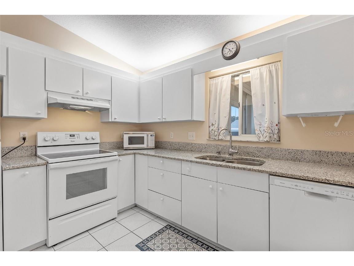 9802 SE 178th Lane Summerfield FL 34491 OM692230 image15