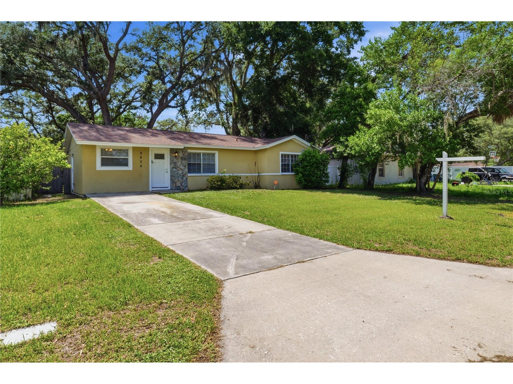 9804 N Elmer Street Tampa FL 33612 TB8520661 image3
