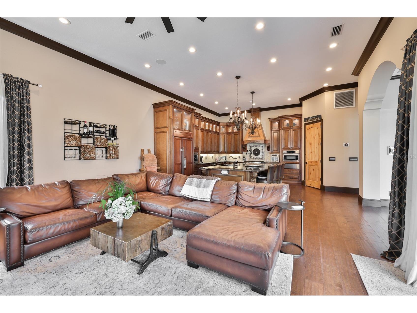 9805 Compass Point Way Tampa FL 33615 TB8465679 image32