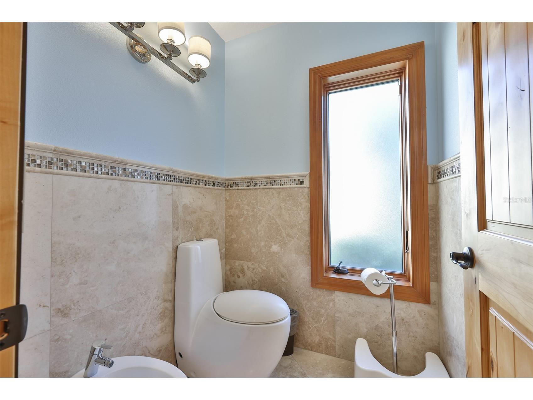 9805 Compass Point Way Tampa FL 33615 TB8465679 image45
