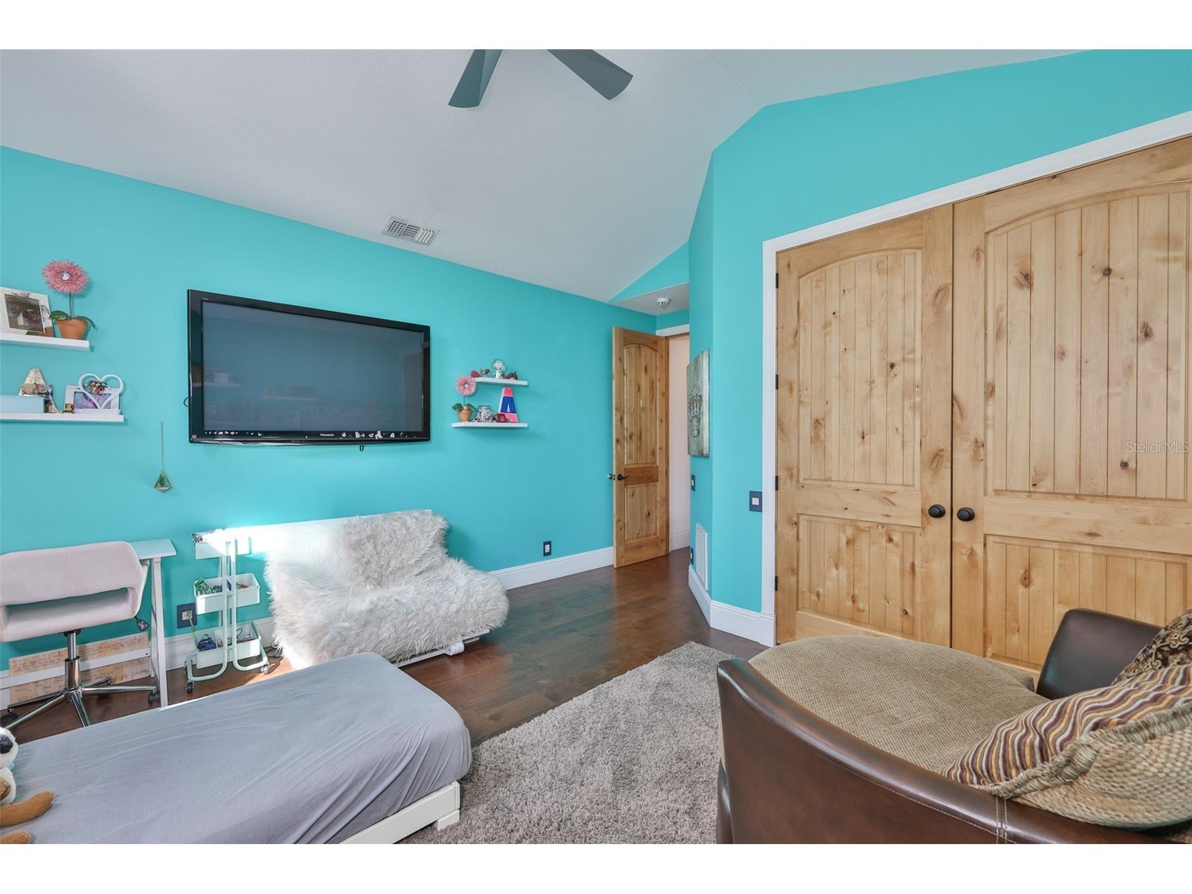 9805 Compass Point Way Tampa FL 33615 TB8465679 image58