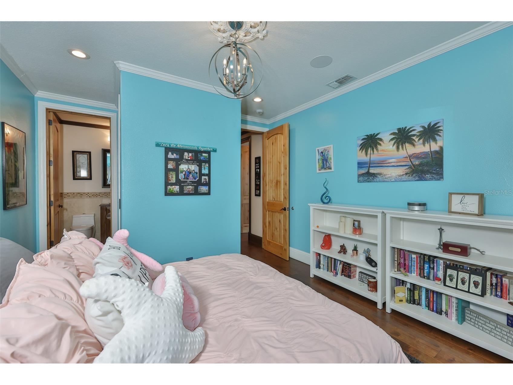9805 Compass Point Way Tampa FL 33615 TB8465679 image60
