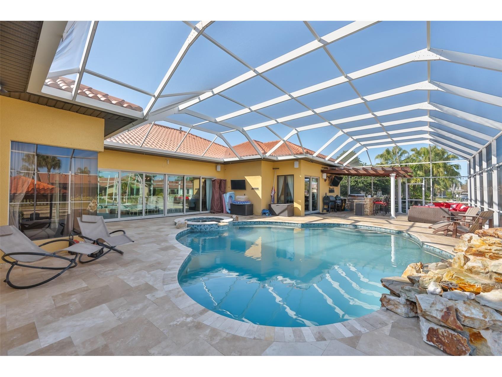 9805 Compass Point Way Tampa FL 33615 TB8465679 image65
