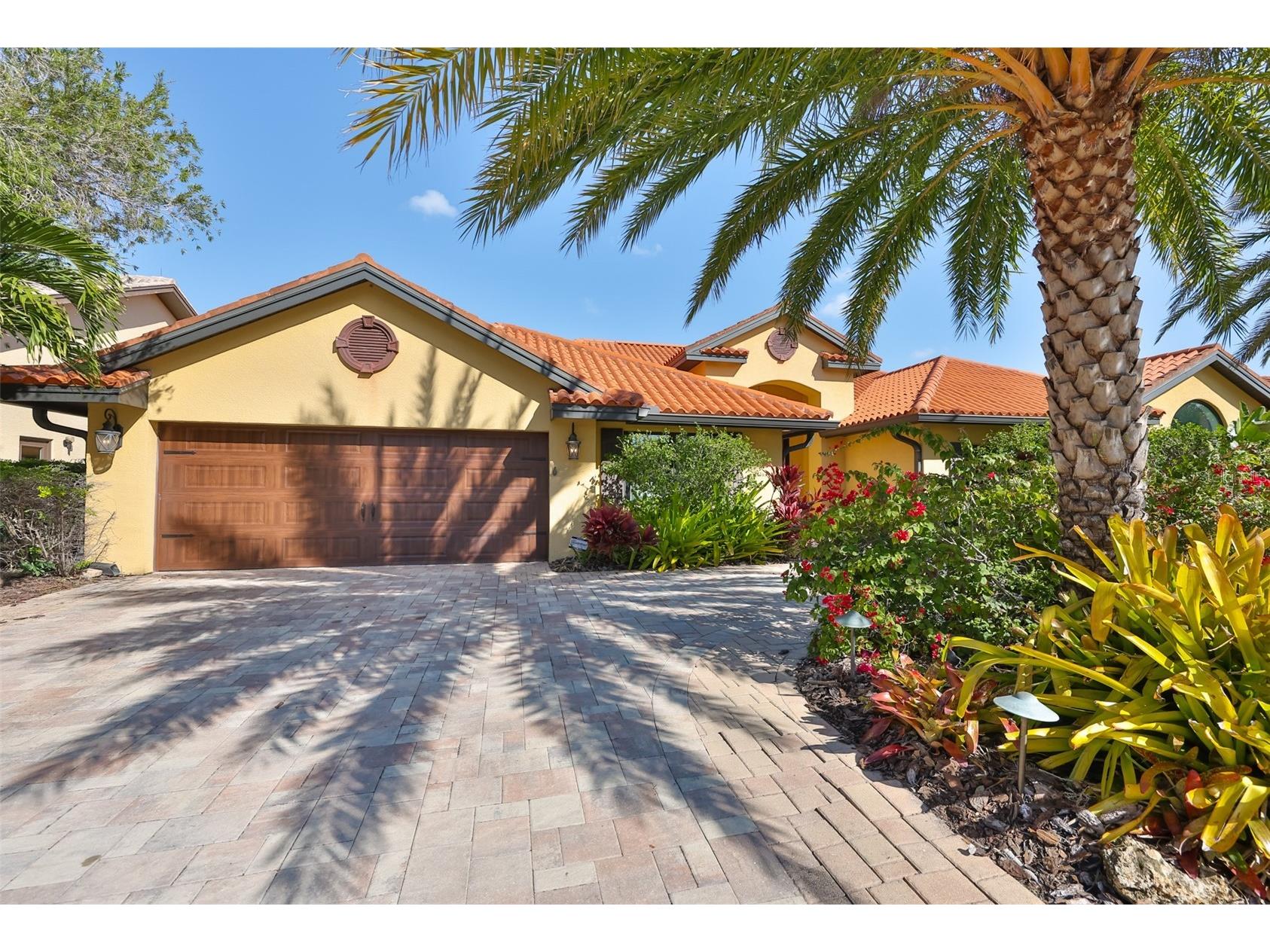 9805 Compass Point Way Tampa FL 33615 TB8465679 image9